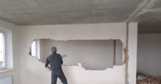 Демонтаж стен Старая Русса, цена от 2944 руб.