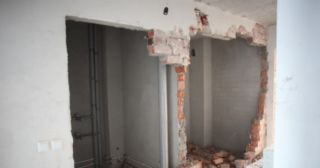 Демонтаж стен Старая Русса, цена от 2944 руб.