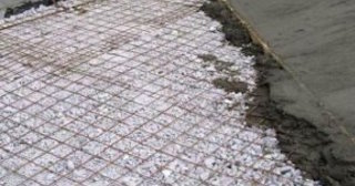Разборка и демонтаж стяжки на кровле в Старой Руссе: цена в смете от 672 рублей